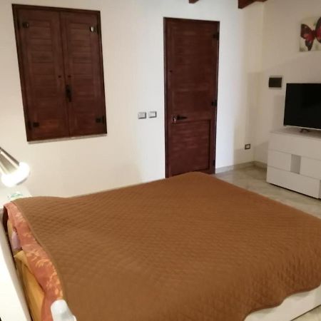 Bed and Breakfast Il Frutteto Торре-делле-Стелле Экстерьер фото